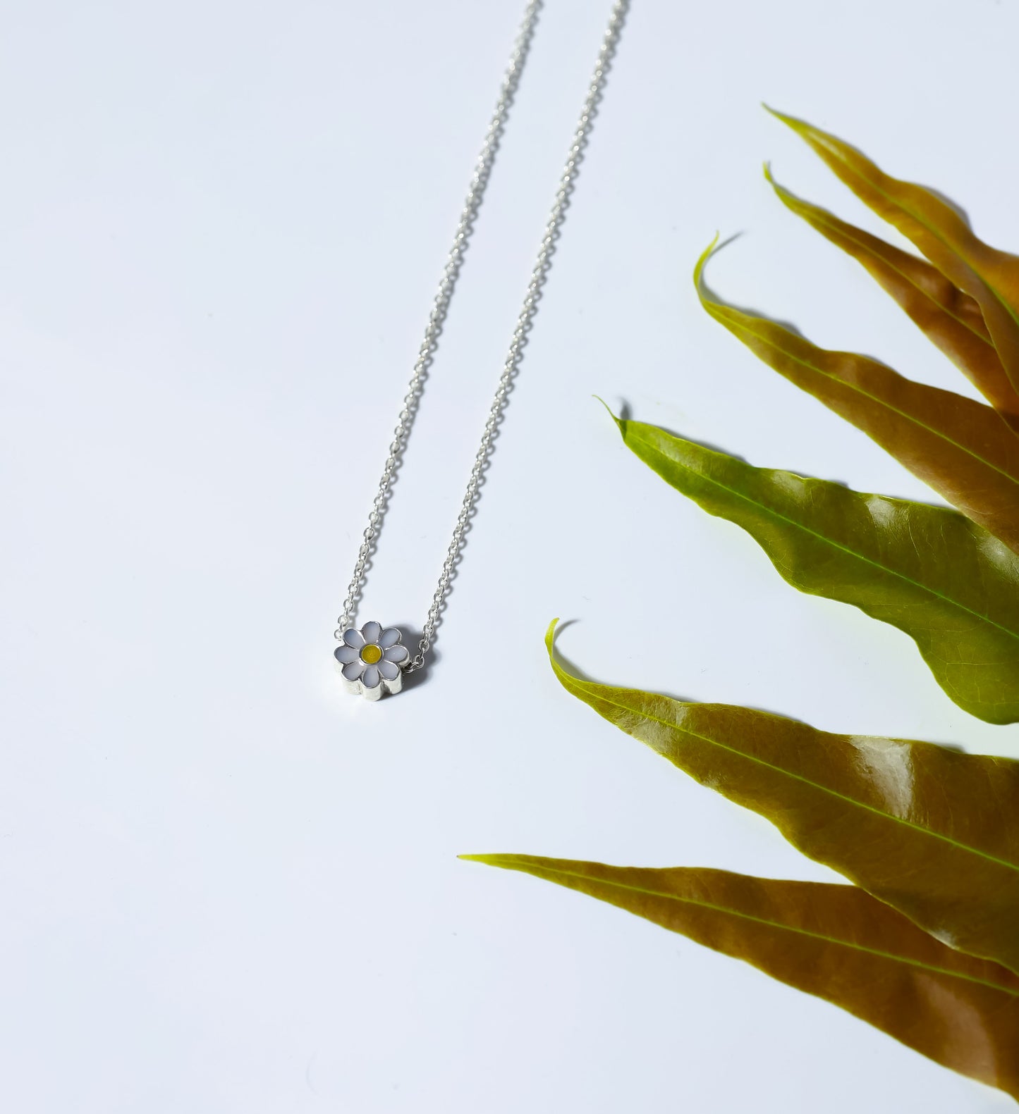 The Little Daisy Pendant