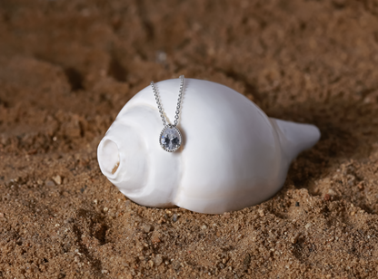 Morning dew Pendant